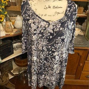 Westport blue cold shoulder shirt size 3